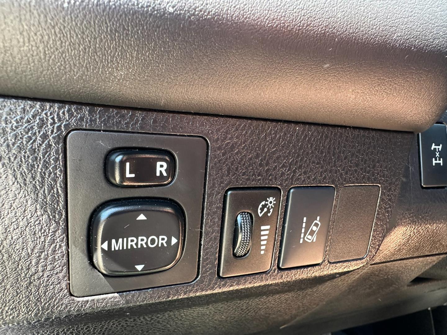 toyota RAV4 2017 - 12