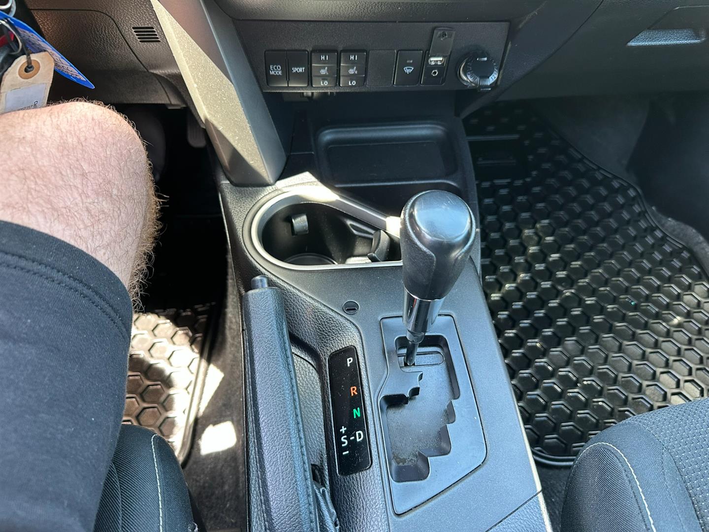 toyota RAV4 2017 - 19