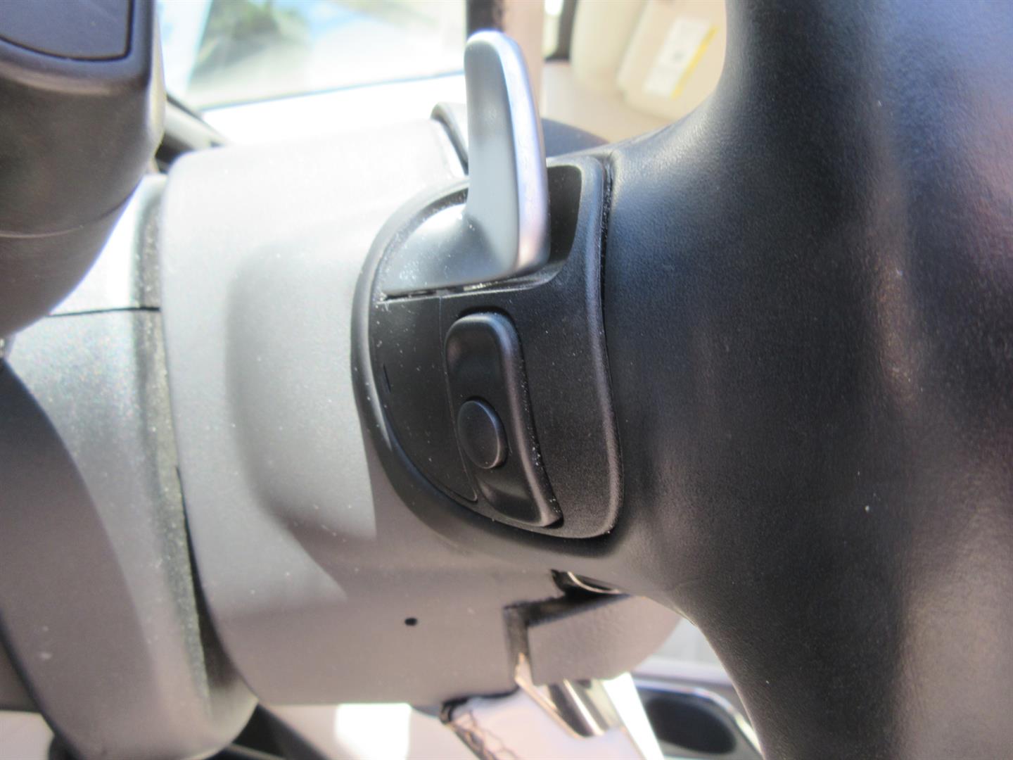 chrysler 200 2015 - 28