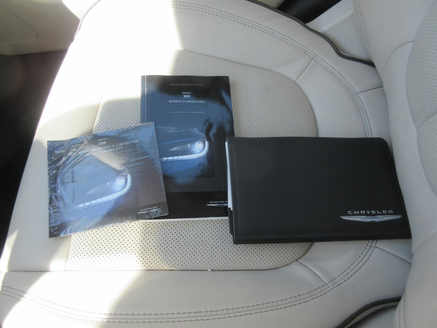 chrysler 200 2015 - 38