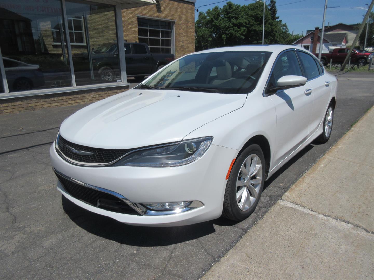 chrysler 200 2015
