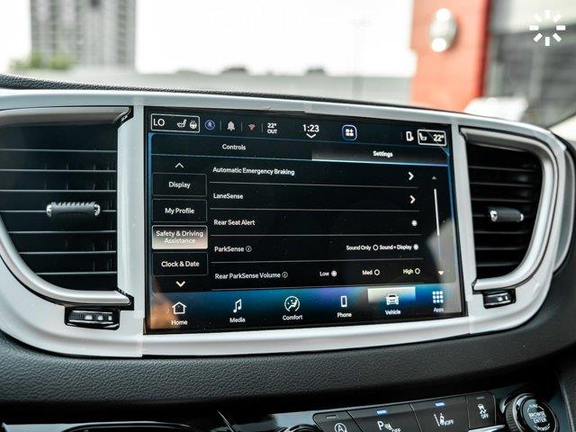 chrysler Grand Caravan 2027 - 26
