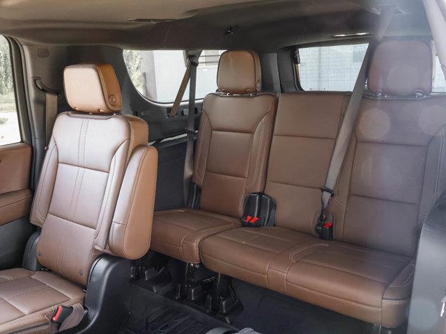 chevrolet Suburban 2026 - 17