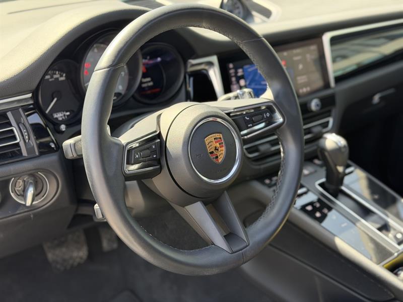 porsche Macan 2022 - 25