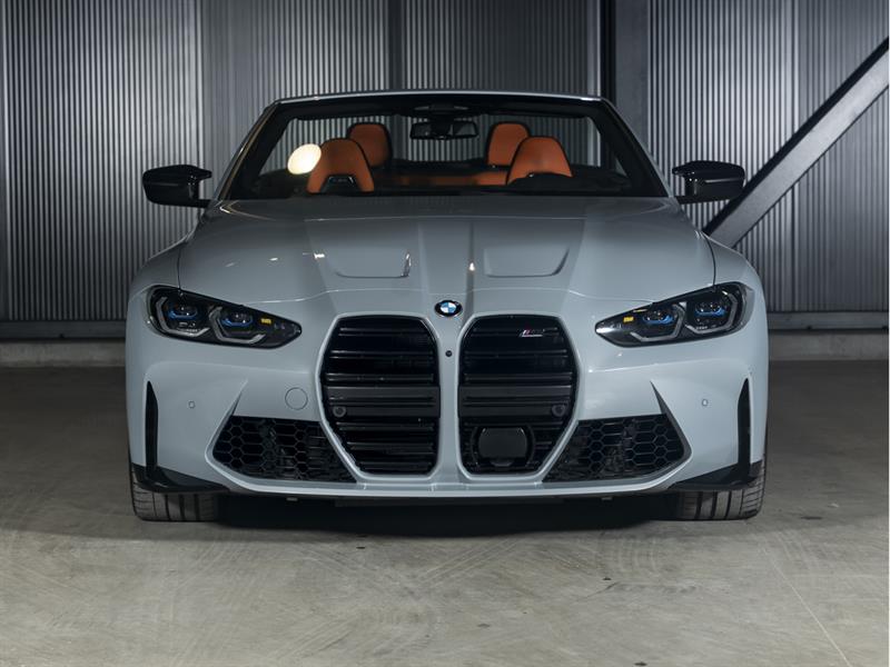 bmw M4 2022 - 10
