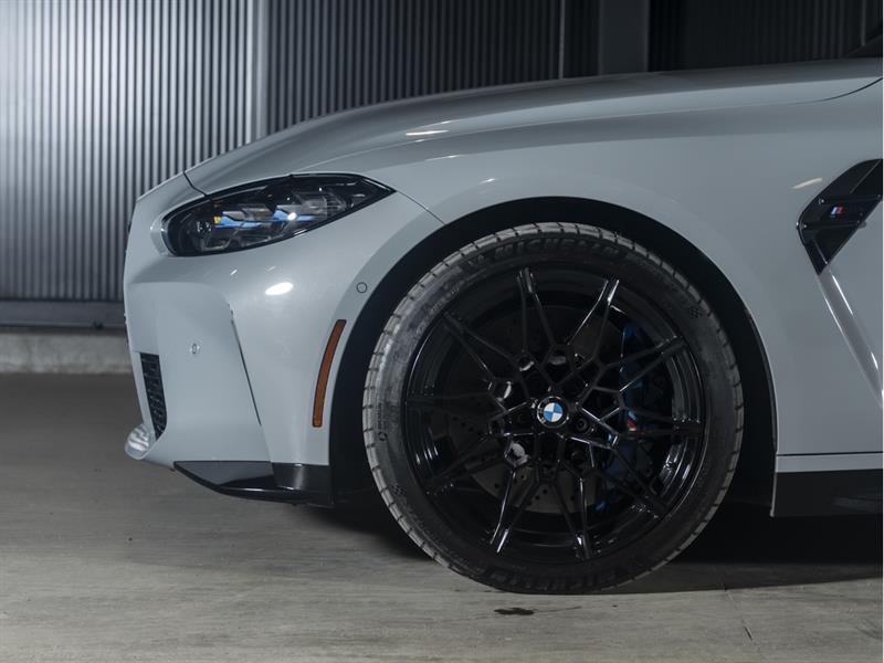 bmw M4 2022 - 11