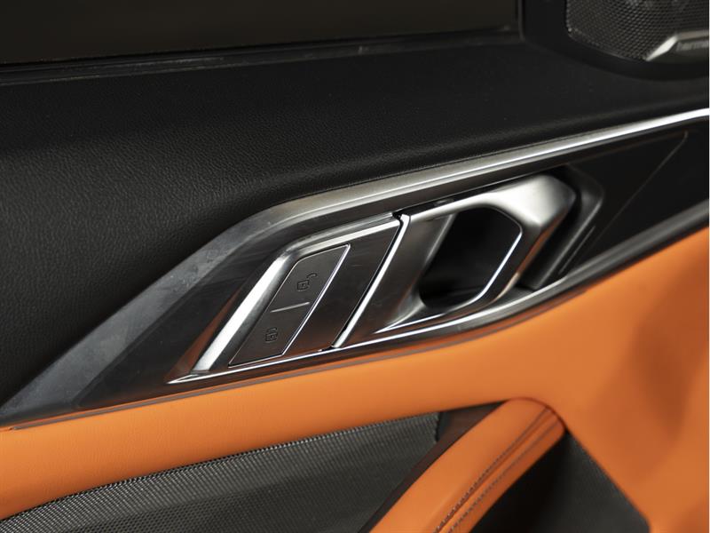 bmw M4 2022 - 24