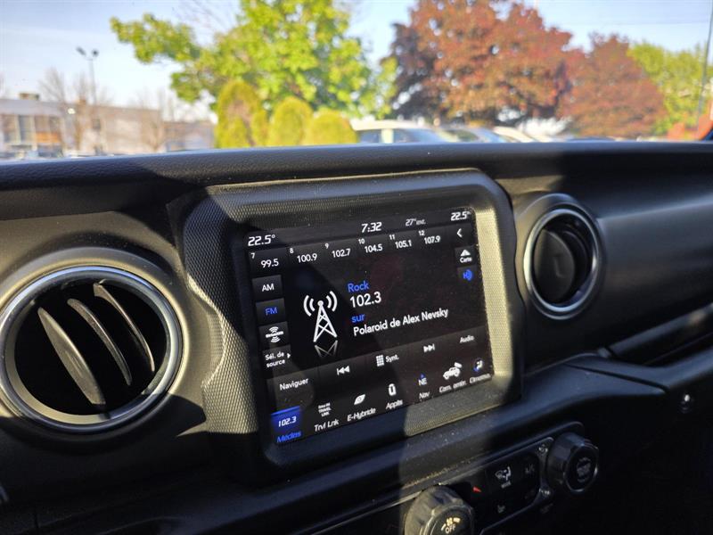 jeep Wrangler 2022 - 16