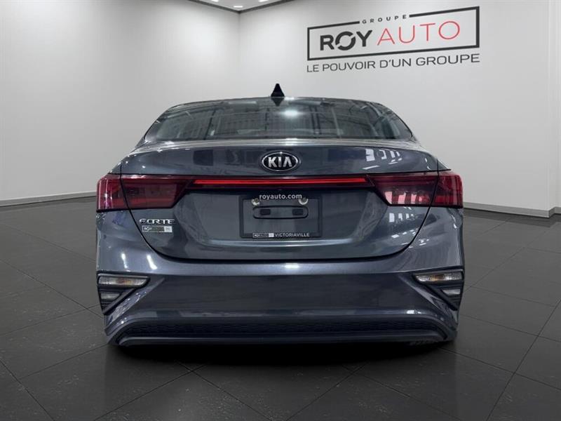 kia Forte 2021 - 4