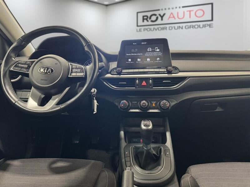 kia Forte 2021 - 9