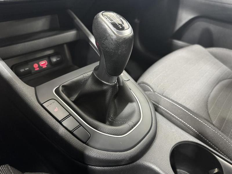 kia Forte 2021 - 14