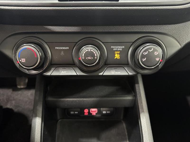 kia Forte 2021 - 17
