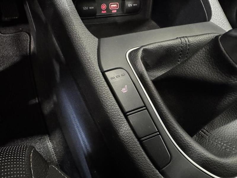 kia Forte 2021 - 18