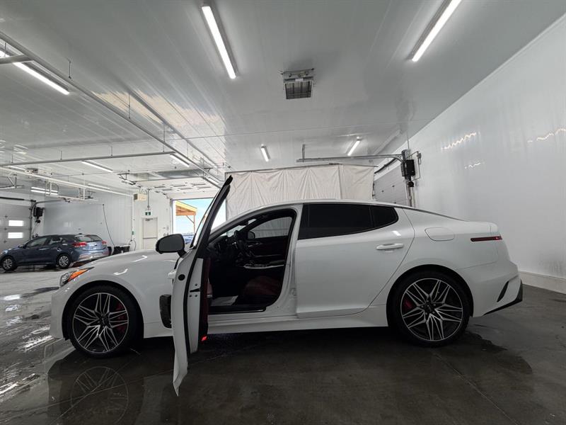 kia Stinger 2023 - 3