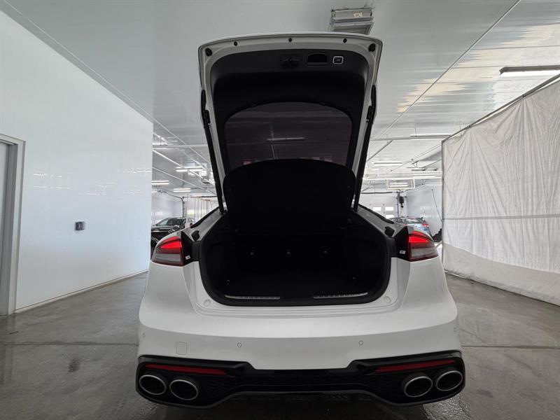 kia Stinger 2023 - 6