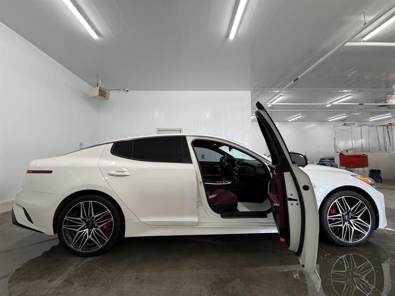 kia Stinger 2023 - 9