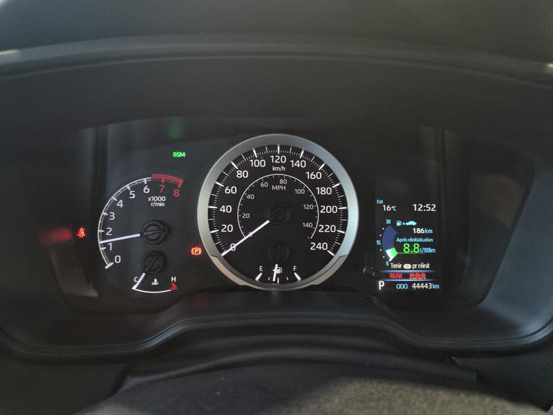 toyota Corolla 2020 - 18