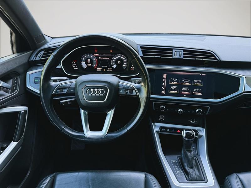 audi Q3 2021 - 12
