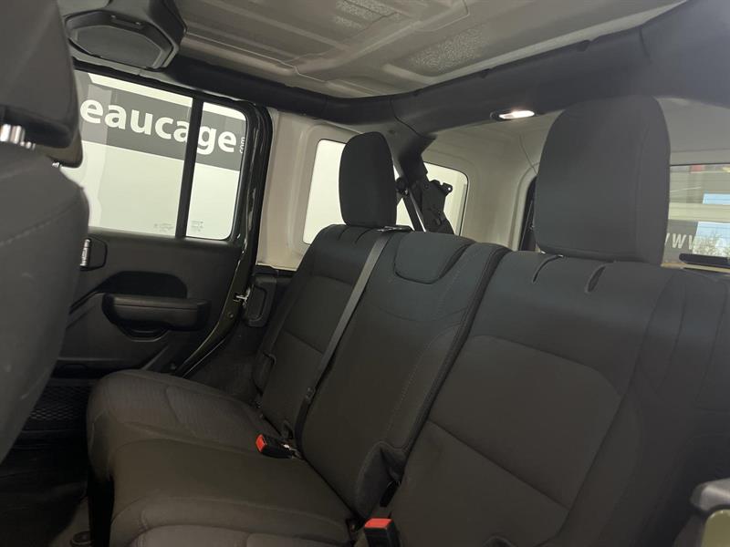 jeep Wrangler 2023 - 10