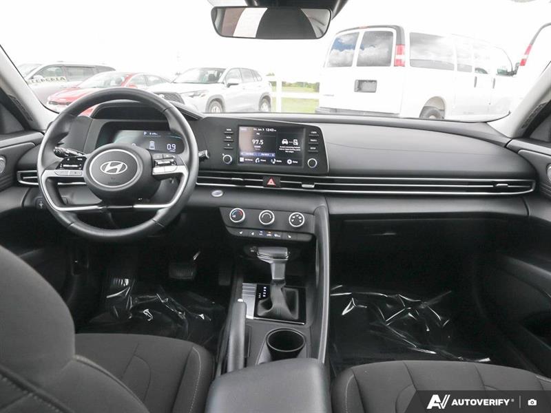 hyundai Elantra 2025 - 27