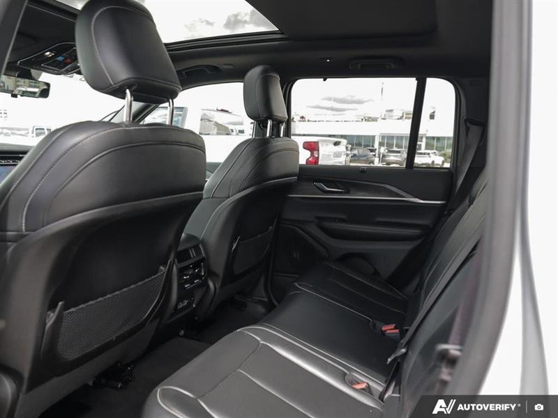 jeep Grand Cherokee 2024 - 26
