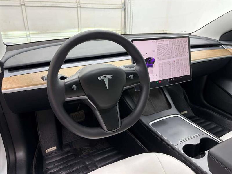 tesla Model 3 2023 - 17