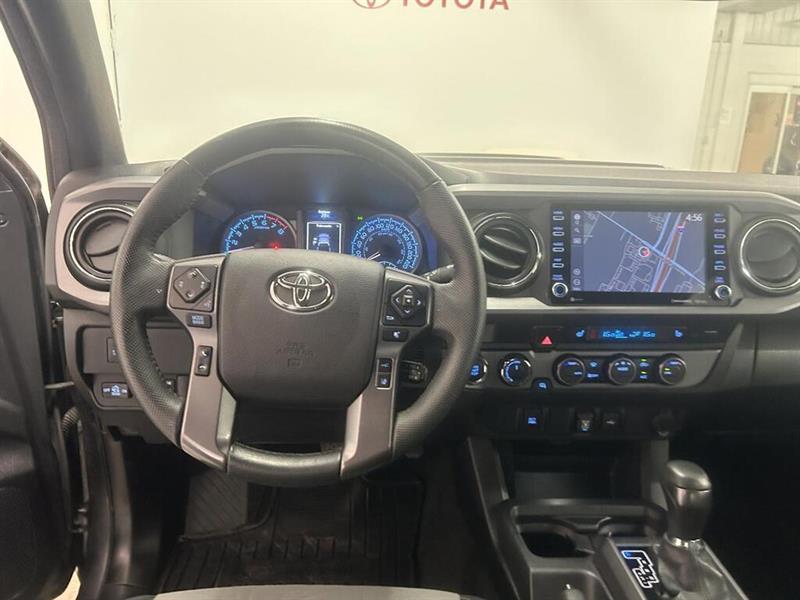 toyota Tacoma 2022 - 16