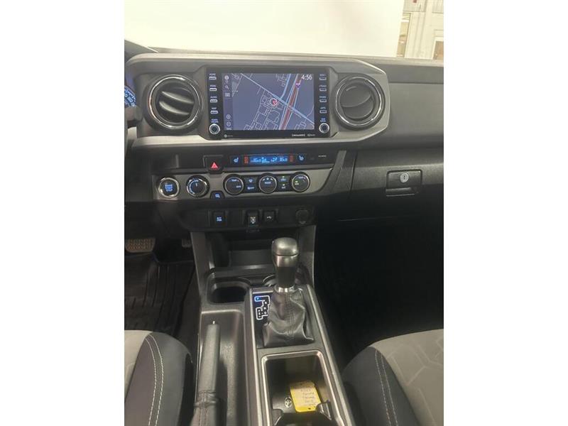toyota Tacoma 2022 - 17