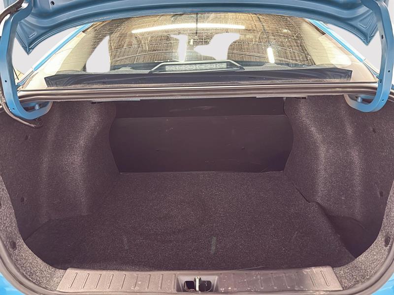 nissan Versa 2025 - 12