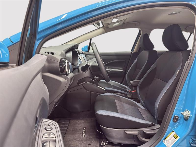 nissan Versa 2025 - 7
