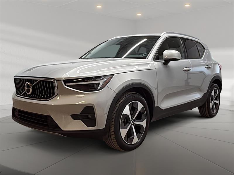 volvo XC40 2023