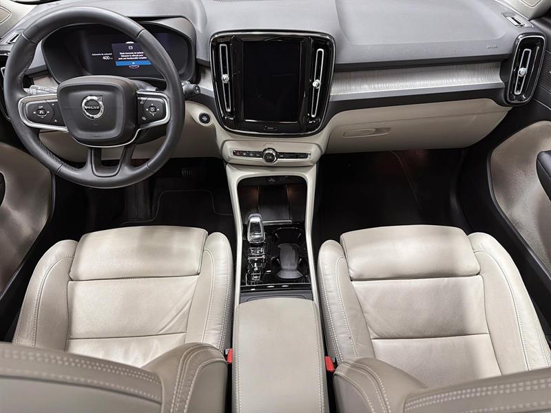 volvo XC40 2023 - 11