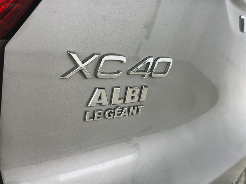 volvo XC40 2023 - 28