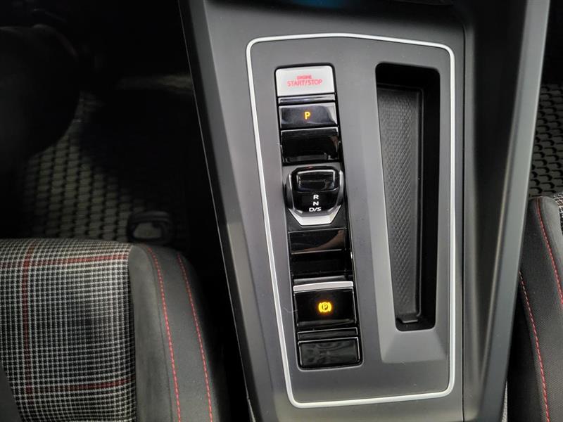 volkswagen Golf GTI 2022 - 17