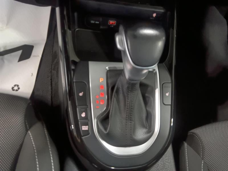 kia Forte 2022 - 20
