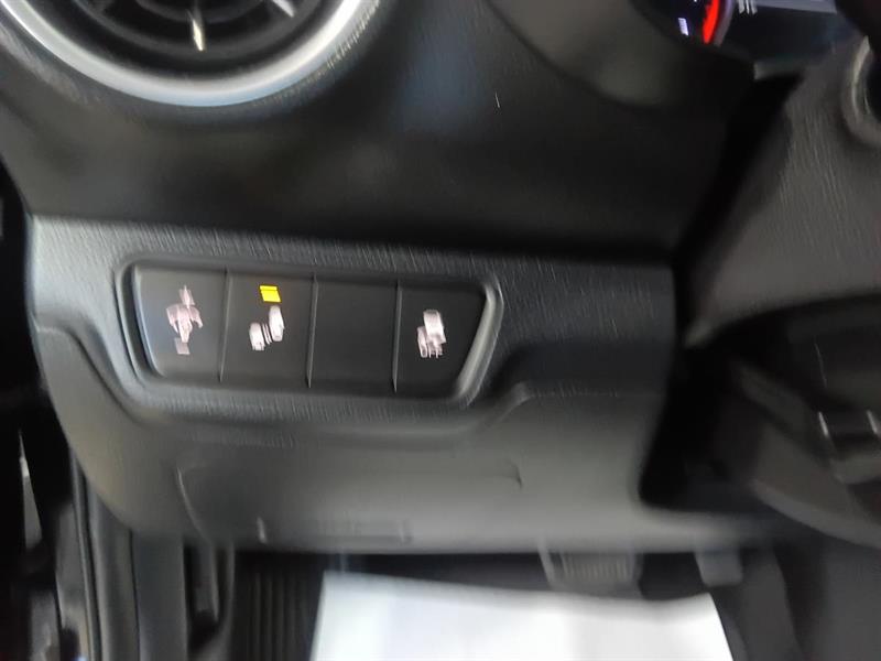 kia Forte 2022 - 27