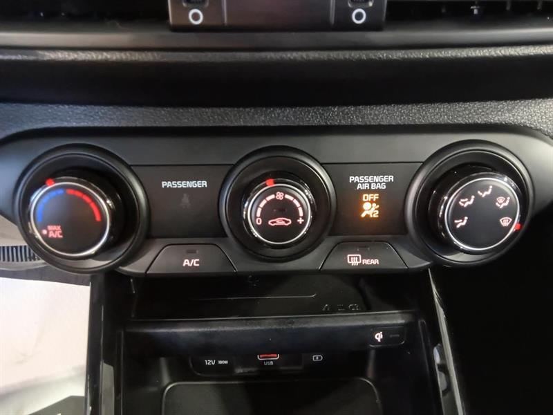 kia Forte 2022 - 29