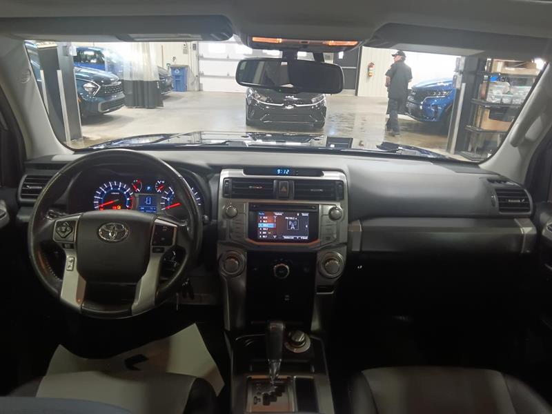 toyota 4Runner 2018 - 24