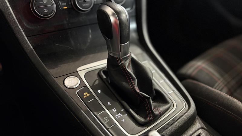 volkswagen Golf GTI 2017 - 21