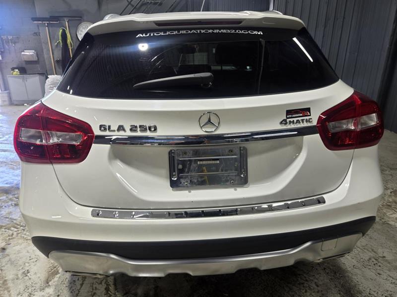 mercedes-benz GLA 2019 - 6