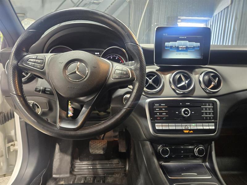 mercedes-benz GLA 2019 - 12