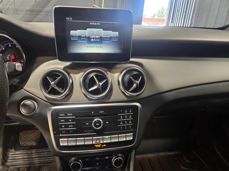 mercedes-benz GLA 2019 - 14