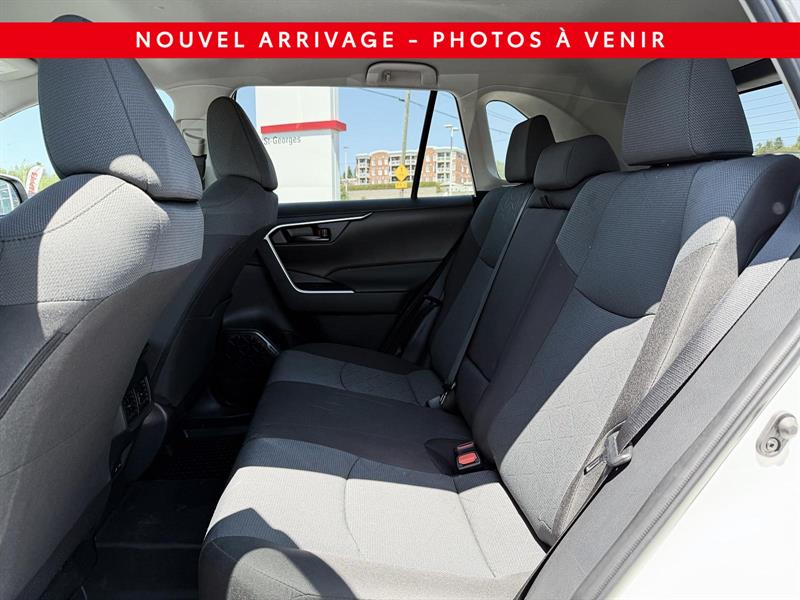 toyota RAV4 2025 - 11