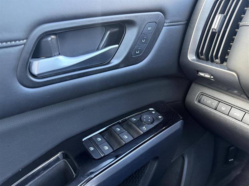 nissan Pathfinder 2024 - 23