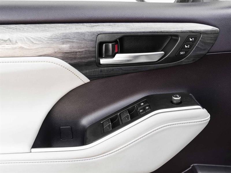 toyota Highlander 2022 - 27
