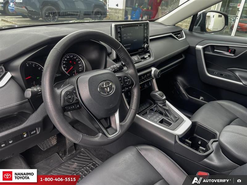 toyota RAV4 2022 - 13