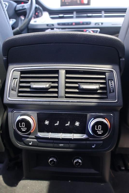 audi Q7 2018 - 24