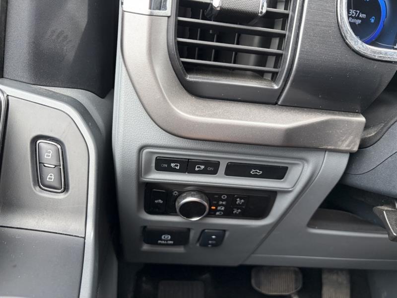 ford F-150 Lightning 2024 - 13