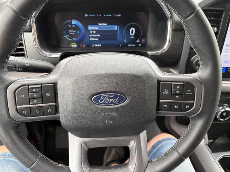 ford F-150 Lightning 2024 - 15
