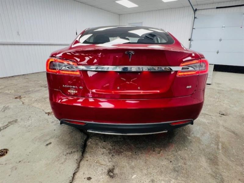 tesla Model S 2014 - 7